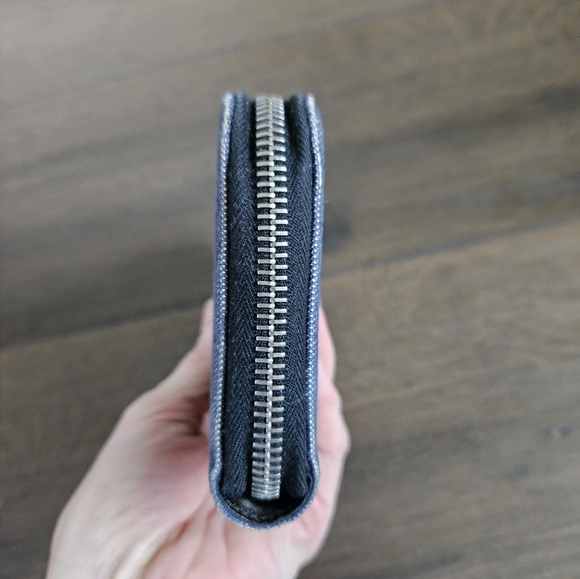 Bvlgari Denim Blue Rettare Logo Mania Zip-Around Wallet - Picture 4 of 12